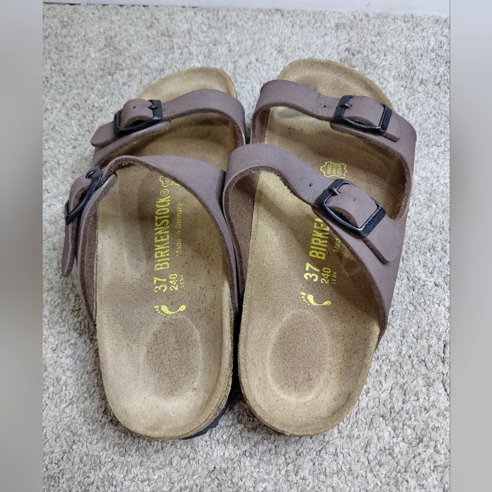 Birkenstock Women Size 37/6 Us Narrow Brown Sandals with Buckle Detail - Picture 7 of 10